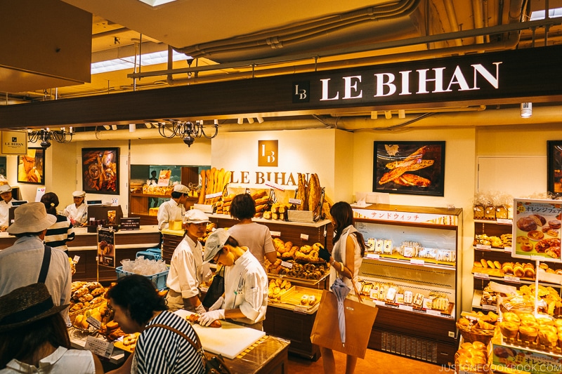 Le Bihan bakery - Osaka Guide: Umeda | www.justonecookbook.com