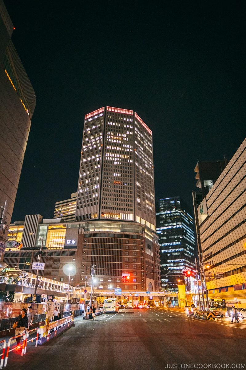Hankyu at night - Osaka Guide: Umeda | www.justonecookbook.com