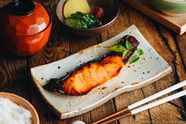 Salmon kasuzuke served on a Japanese plate.