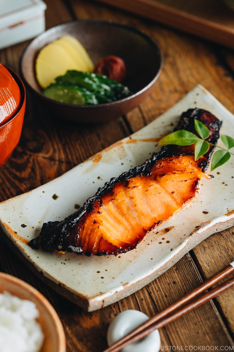 Salmon kasuzuke served on a Japanese plate.