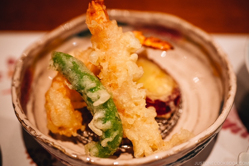 https://www.justonecookbook.com/wp-content/uploads/2019/06/Kaiseki-Ryori-1230621.jpg