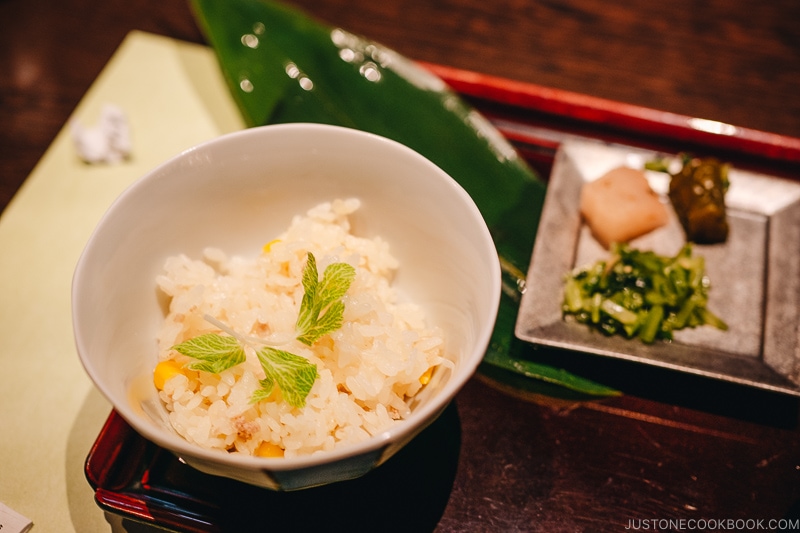Oshokuji 御食事 - Kaiseki Ryori: The Art of the Japanese Refined Multi-course Meal | www.justonecookbook.com
