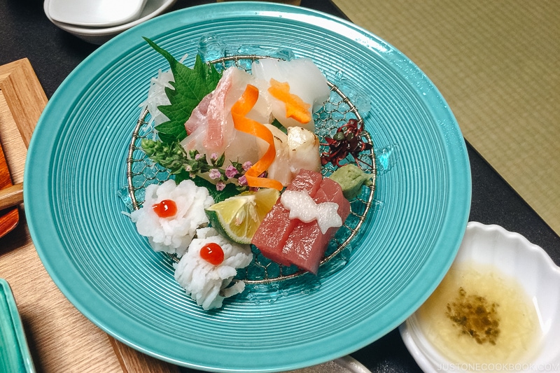 https://www.justonecookbook.com/wp-content/uploads/2019/06/Kaiseki-Ryori-2-2.jpg