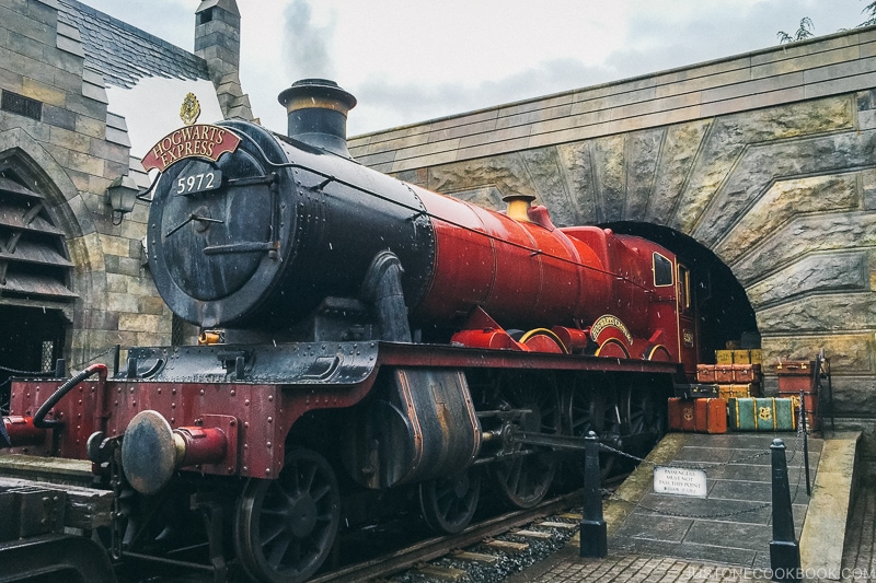 Hogwarts Express at the Wizarding World of Harry Potter - Osaka Guide: Universal Studios Japan | www.justonecookbook.com