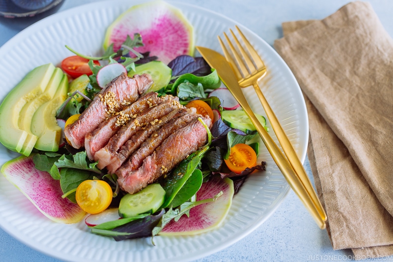 Steak Salad with Shoyu Dressing - 12 Summer BBQ & Potluck Recipes Your Guests Would Love | Easy Japanese Recipes at JustOneCookbook.com