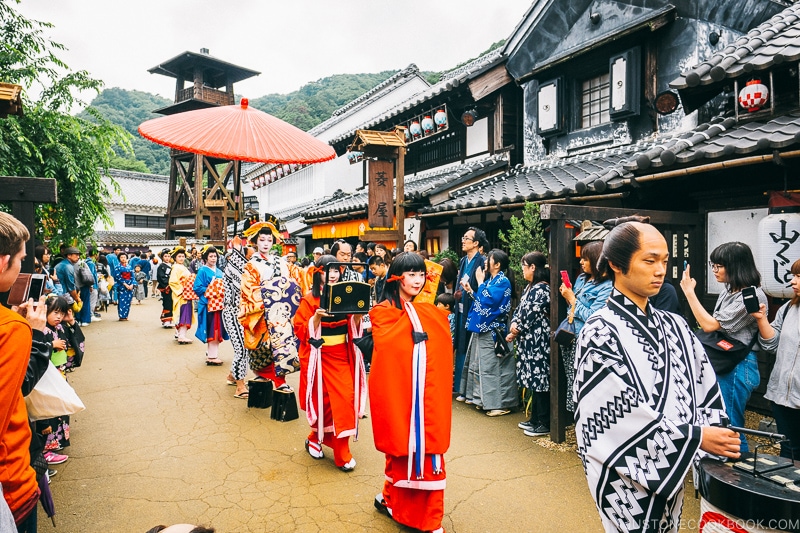 Oiran Courtesan Procession - Nikko Travel Guide : Edo Wonderland Nikko Edomura | www.justonecookbook.com