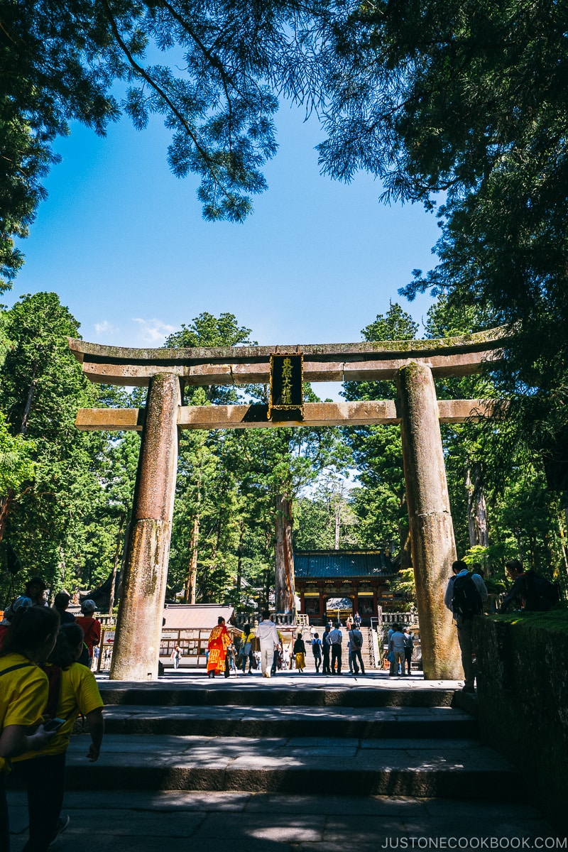 Ishidorii (Stone Torii Gate) - Nikko Travel Guide : Nikko Toshogu Shrine | www.justonecookbook.com