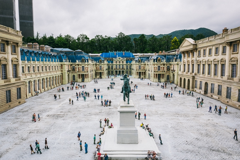 Palace of Versailles and Louis XIV statue - Nikko Travel Guide : Tobu World Square | www.justonecookbook.com