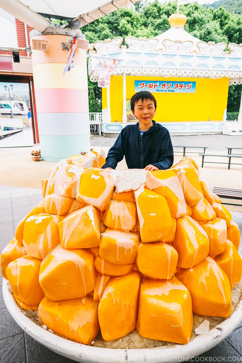 child inside giant mango ice cream - Nikko Travel Guide : Tobu World Square | www.justonecookbook.com