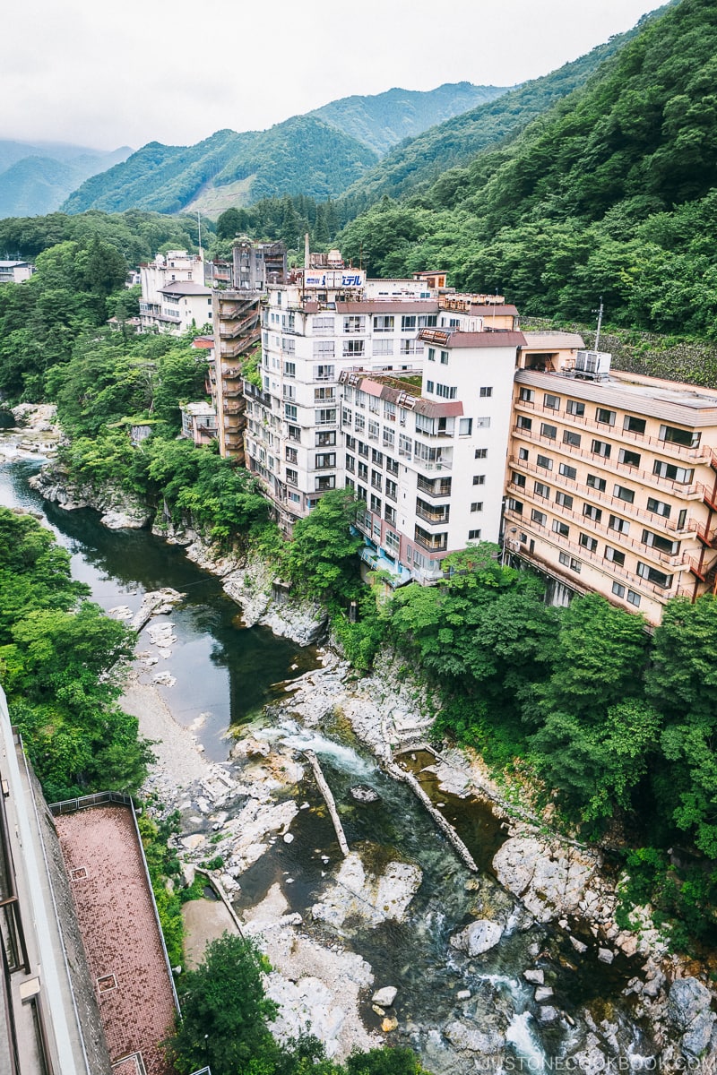 hotels across Kinugawa river - Nikko Travel Guide : Kinugawa Onsen | www.justonecookbook.com