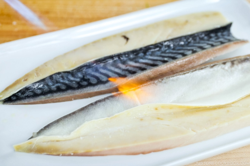 Mackerel Pressed Sushi 10