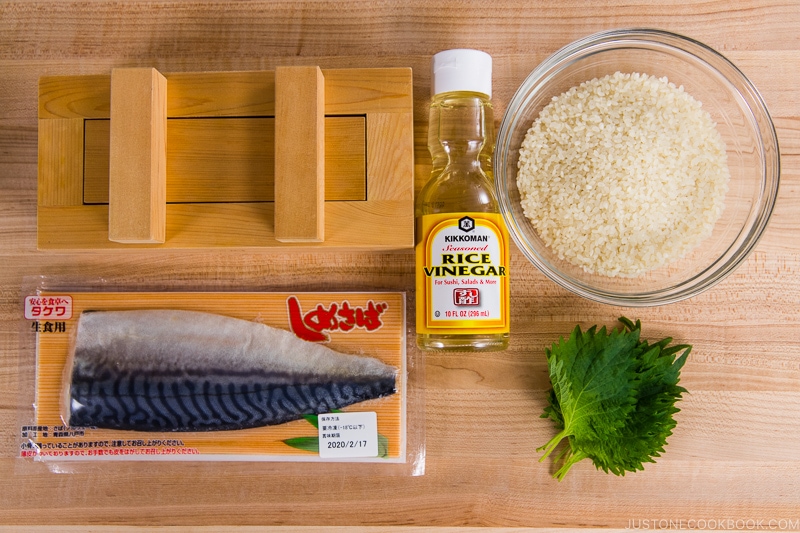 Mackerel Pressed Sushi Ingredients