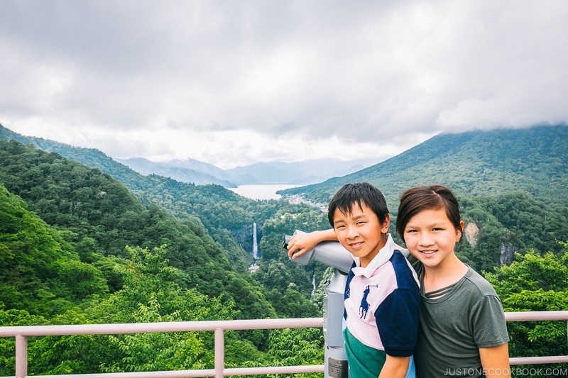 2 children at Akechidaira Plateau - Kegon Falls and Akechidaira Plateau | www.justonecookbook.com