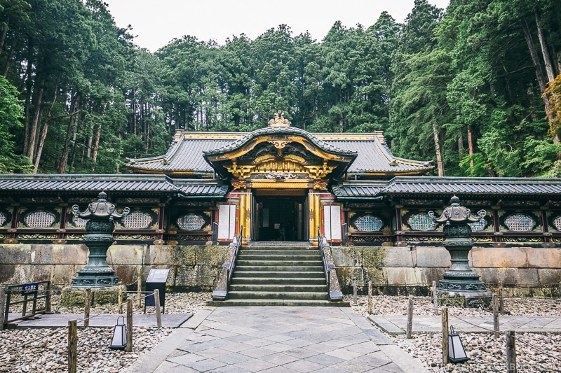 gate to the main shrine at Nikkosanrinnoji Taiyuin - Places to Visit and Things to do in Nikko | www.justonecookbook.com