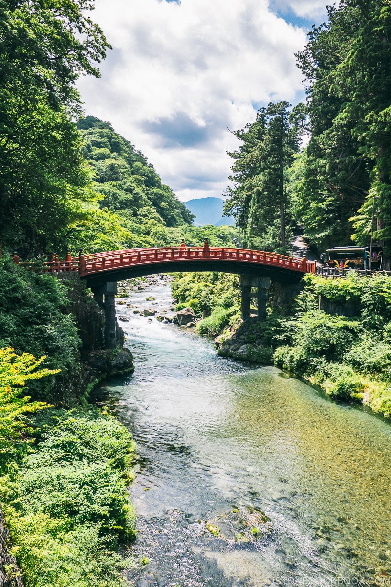 Shinkyo Bridge 日光二荒山神社神橋 - Places to Visit and Things to do in Nikko | www.justonecookbook.com