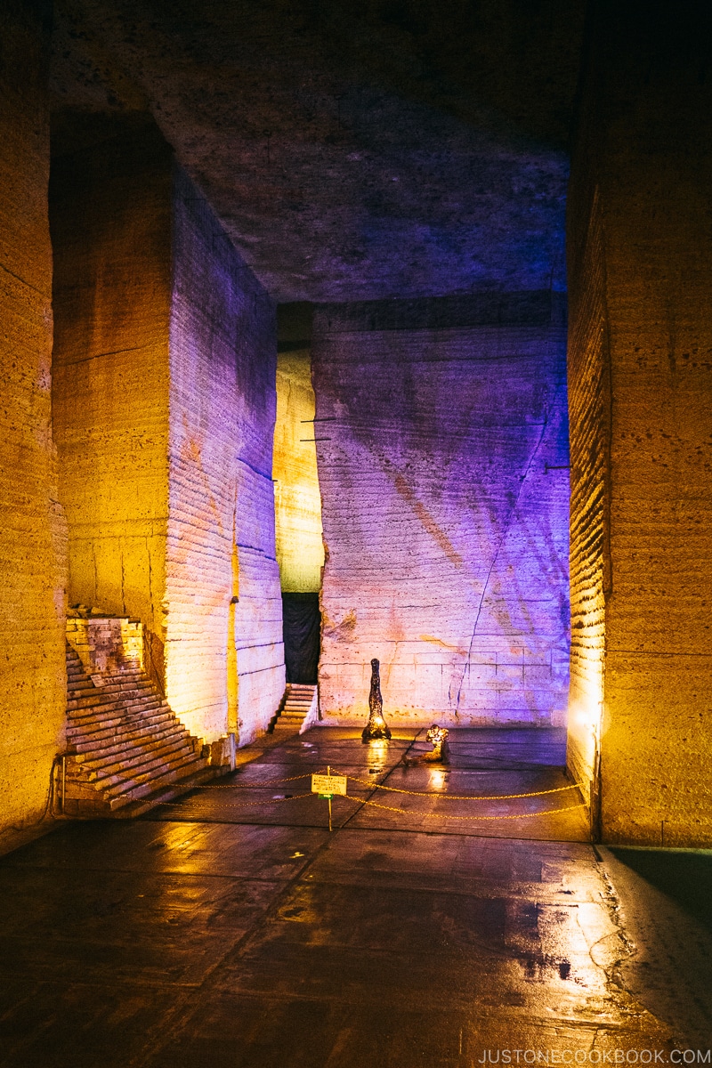 art exhibits inside underground quarry - Oya History Museum | www.justonecookbook.com