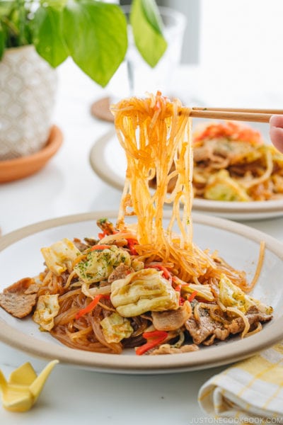 A plate containing Yakisoba with Malony Glass Noodles.