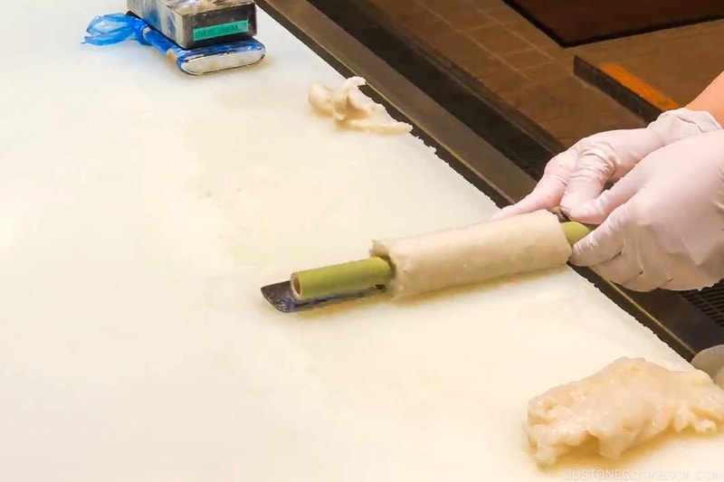 rolling fish cake for chikuwa - Make Fish Cakes at Suzuhiro Kamaboko Museum | www.justonecookbook.com 