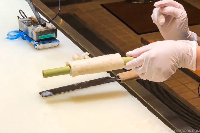 rolling fish cake for chikuwa - Make Fish Cakes at Suzuhiro Kamaboko Museum | www.justonecookbook.com 