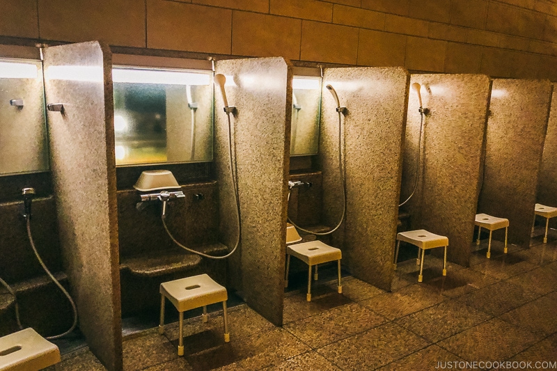 bathing stalls - Onsen Etiquette: Your Guide to Japanese Hot Springs | www.justonecookbook.com