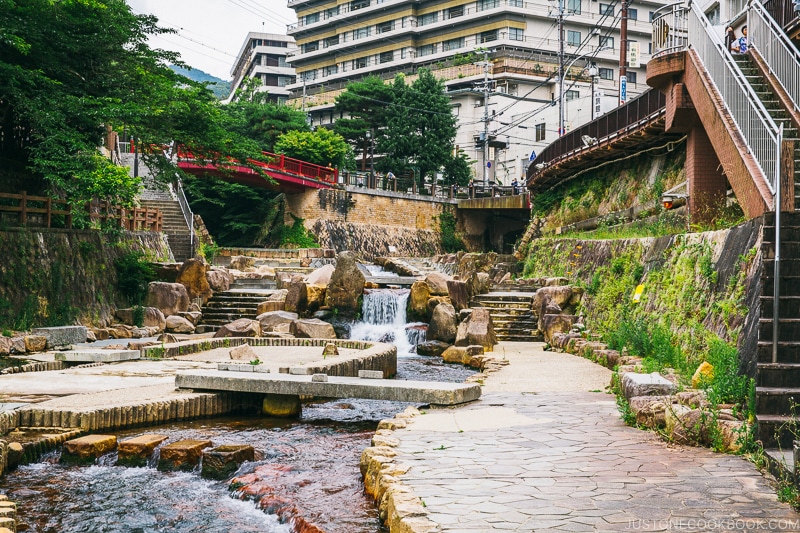 Arima onsen - Onsen Etiquette: Your Guide to Japanese Hot Springs | www.justonecookbook.com 