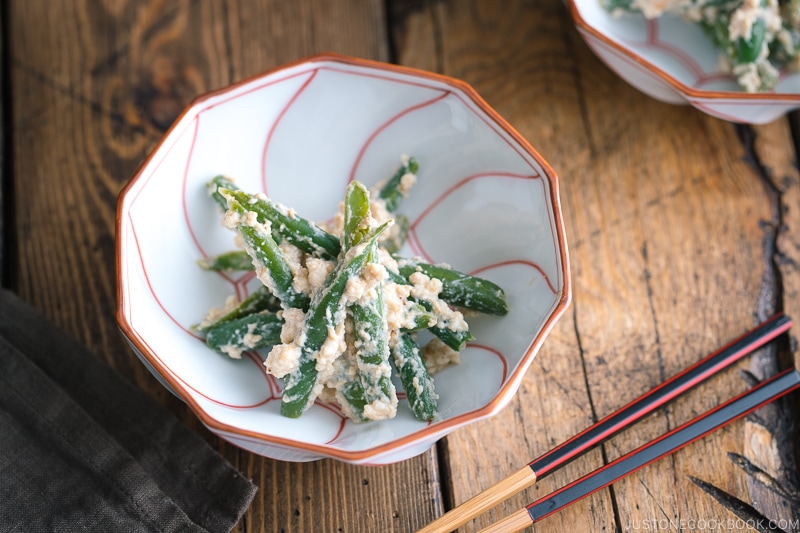 Green bean shiraae in a Japanese ceramic.