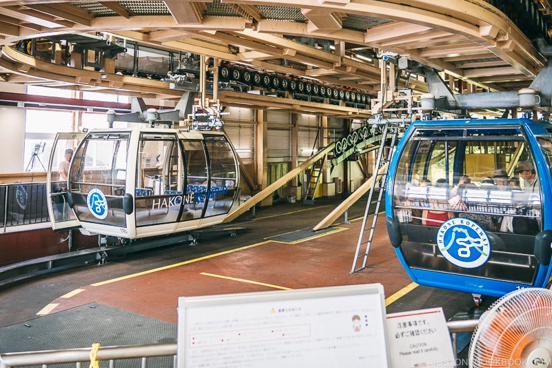 Gondola inside Sounzan Station - Hakone Ropeway and Owakudani Hell Valley | www.justonecookbook.com