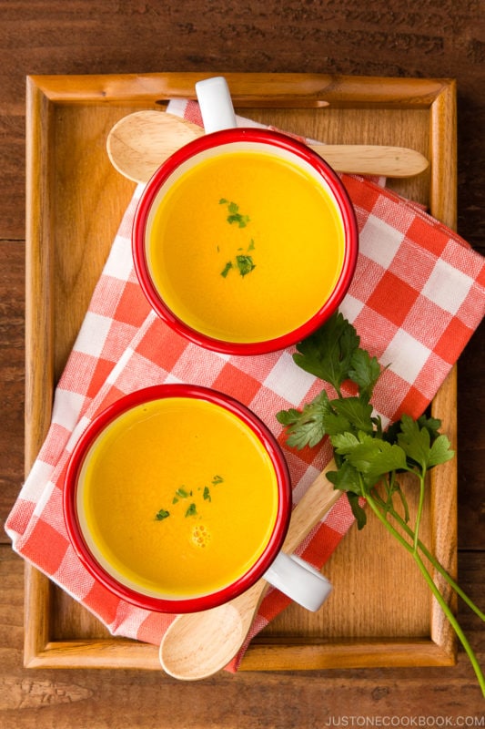 Kabocha Squash Soup かぼちゃスープ • Just One Cookbook