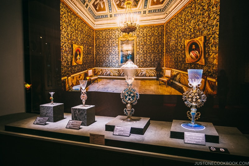 Venetian glass work on display - The Fabulous Museums in Hakone | www.justonecookbook.com 