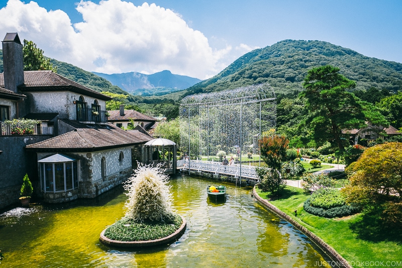 The Garden at Hakone Venetian Glass Museum - The Fabulous Museums in Hakone | www.justonecookbook.com 