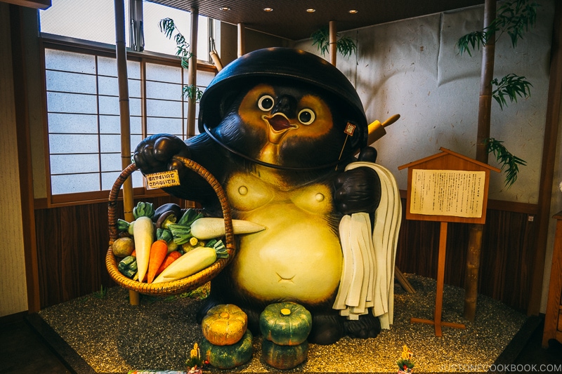  Giant raccoon (symbol of good luck) with hoto noodles - Celebrate New Year at Isawa Onsen in Yamanishi | www.justonecookbook.com 