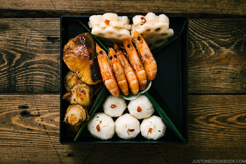 Packing Osechi Ryori (Japanese New Year Food)