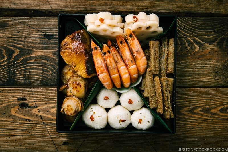 Packing Osechi Ryori (Japanese New Year Food)