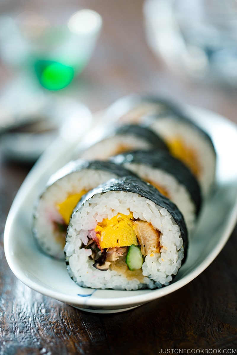 Sushi Rolls (Maki Sushi - Hosomaki) 細巻き • Just One Cookbook