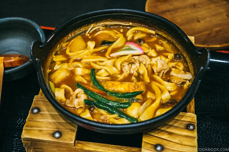 Hoto noodles in a cast iron pot 