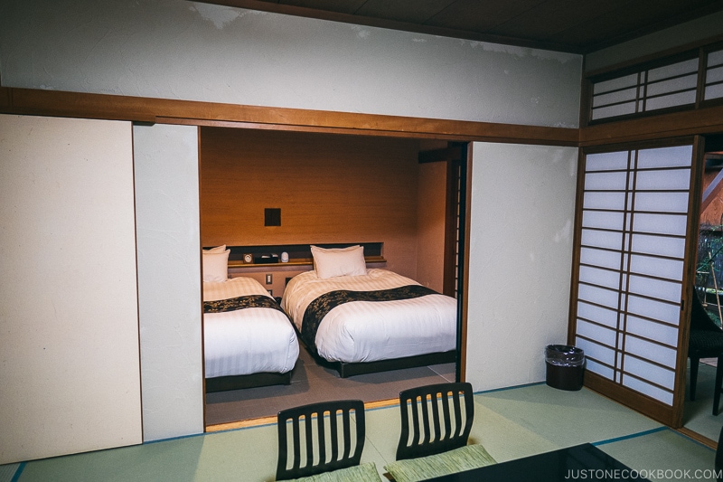 Room with western beds at Kutsuroginotei Kunitachi - Yamanashi Fruit Picking and Wine Tasting | www.justonecookbook.com 