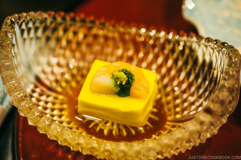 Corn tofu with shrimp, okra, caviar in dashi at Kutsuroginotei Kunitachi - Yamanashi Fruit Picking and Wine Tasting | www.justonecookbook.com 