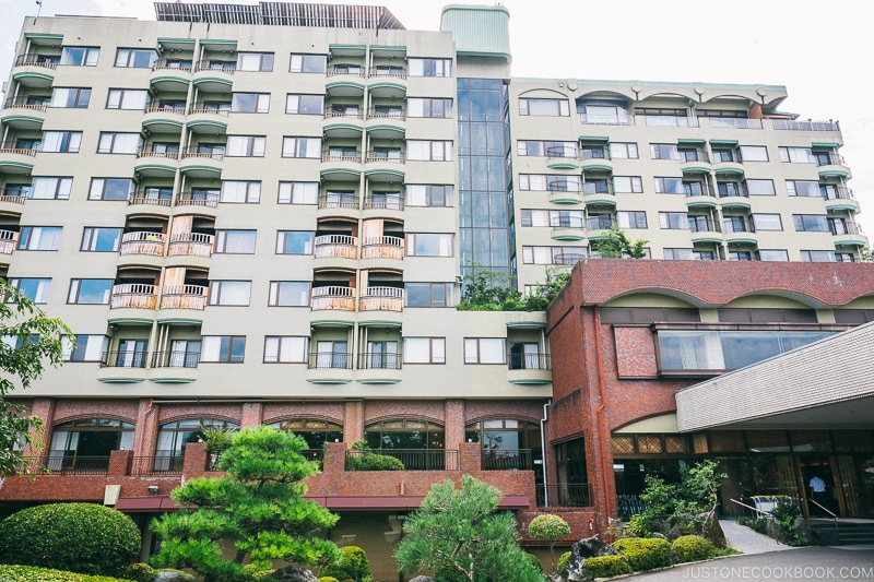 Hotel Kaneyamaen - Things to do around Lake Kawaguchi | www.justonecookbook.com