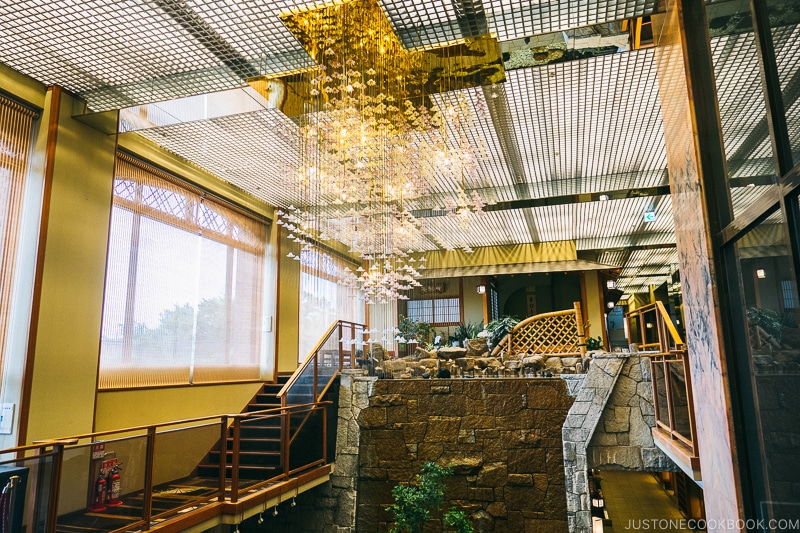Hotel entry way - Things to do around Lake Kawaguchi | www.justonecookbook.com