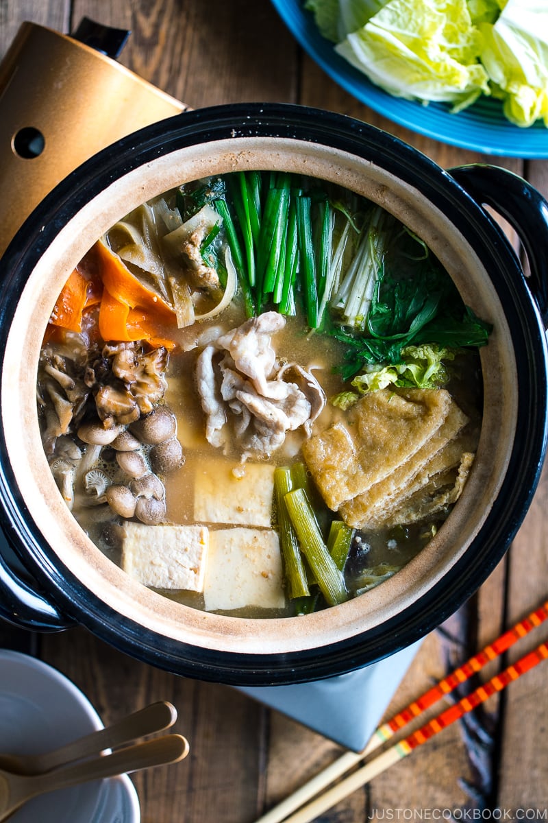 Hoto Nabe (Flat Noodles Miso Hot Pot) - Roti n Rice