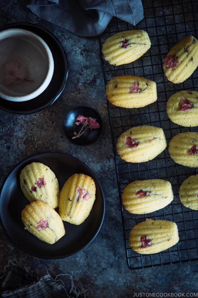 Cherry Blossom Madeleines 桜マドレーヌ • Just One Cookbook
