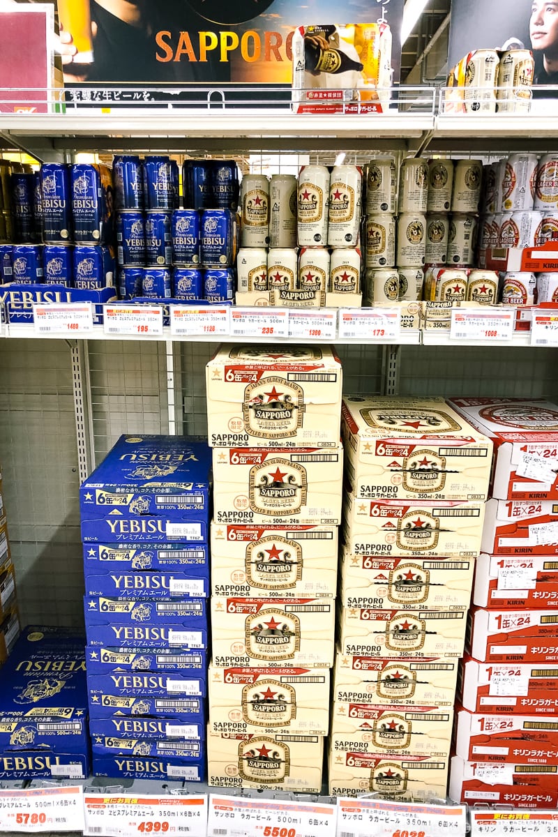 Varieties of beer in a Japanese Supermarket - Japanese Beer Guide (Big Beer + Craft Beer) | www.justonecookbook.com 