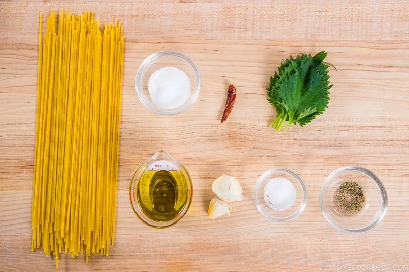 Shiso Garlic Pasta Ingredients