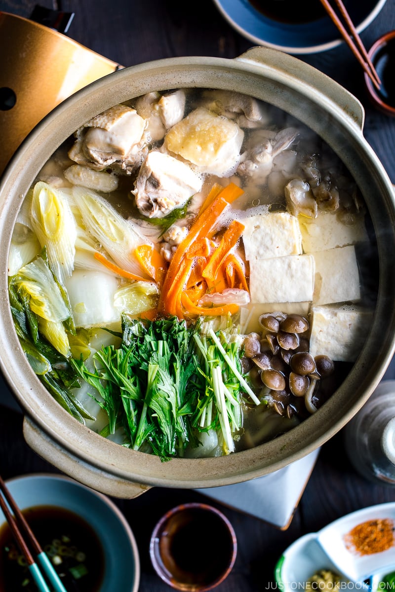 Mizutaki Chicken Hot Pot Recipe - Japan Centre