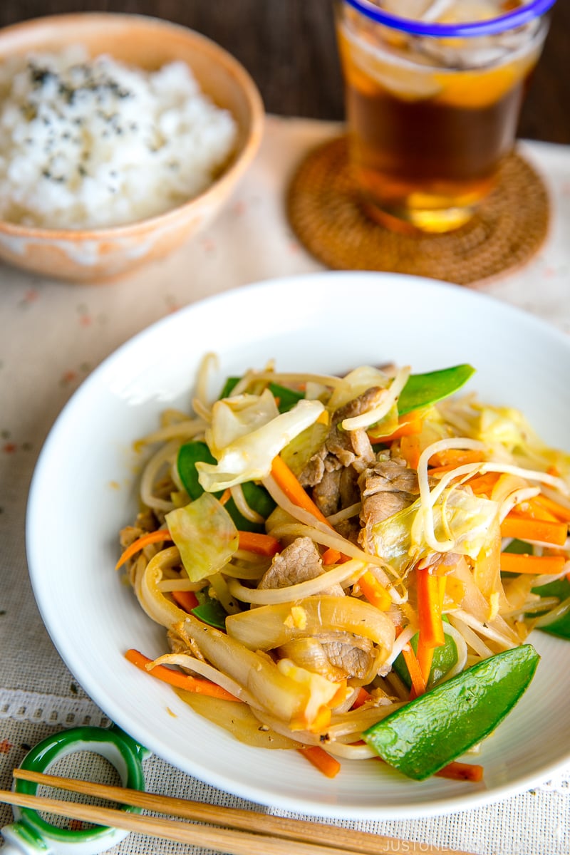 A white plate containing Japanese-style Stir Fry Vegetables (Yasai Itame).