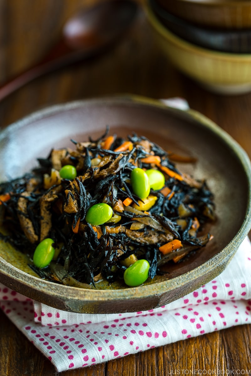 A ceramic dish containing Hijiki Seaweed Salad.