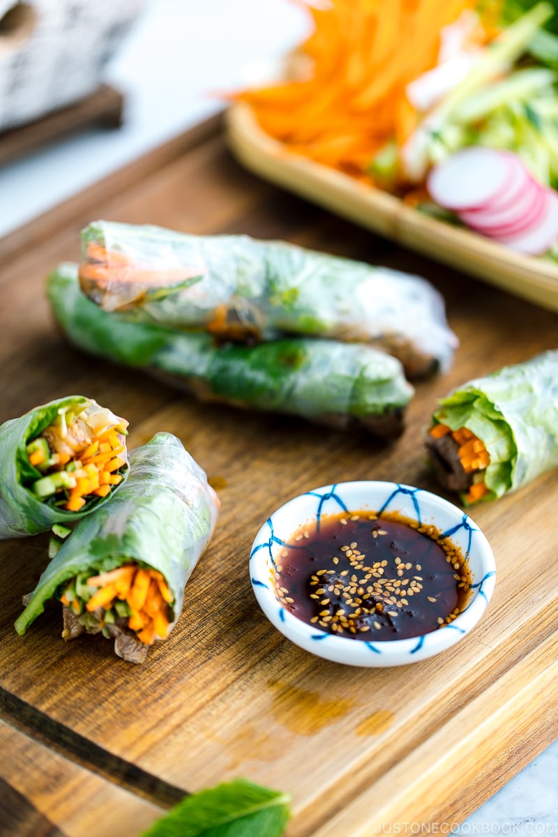 Fresh spring rolls with yakiniku dipped in the bbq sauce.