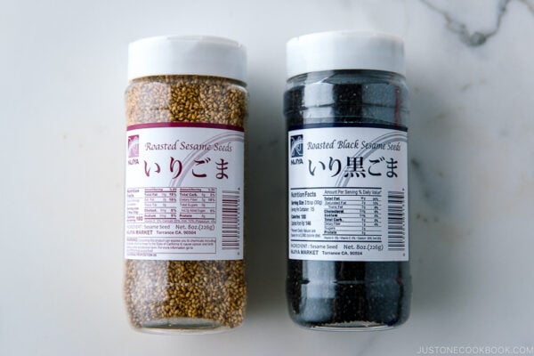 White and Black Sesame Seeds | Easy Japanese Recipes at JustOneCookbook.com