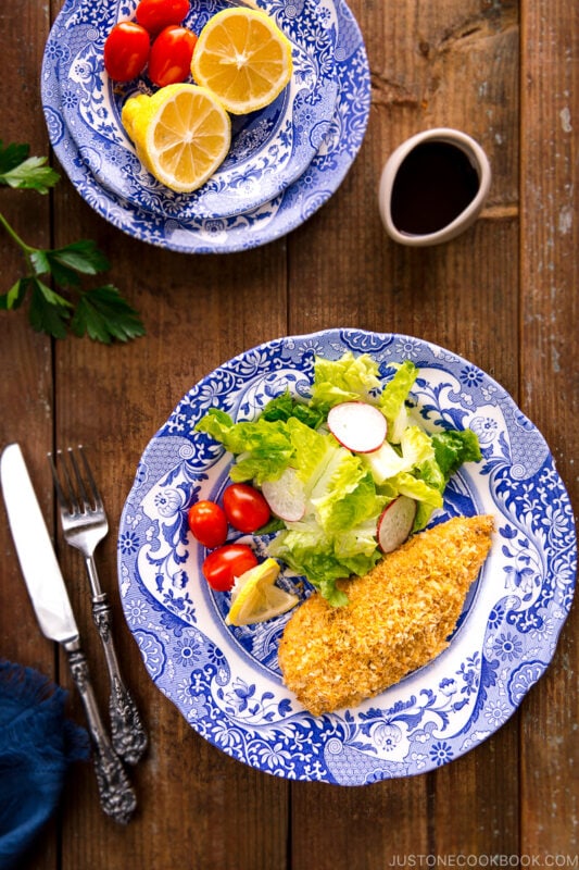 Baked Chicken Katsu 揚げないチキンカツ • Just One Cookbook