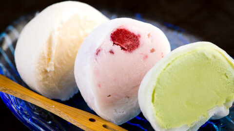 The DIY Mochi Ice Cream Kit Make Your Own Japanese Ice Cream Balls Sweet  Chewy On The Outside And Cold And Creamy On The Inside Great Homemade Ice  Cream Treat For Kids